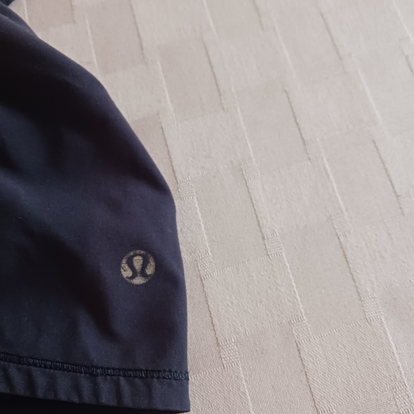 Lululemon Side Split Short - Picture 11 of 11